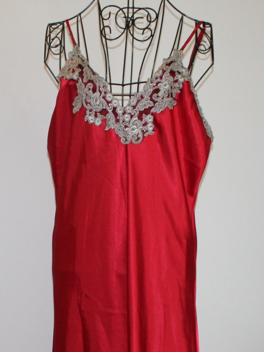 Red Satin Maxi Nightgown Silver Floral Crochet Lace Trim Sleeveless Gown Sz XL